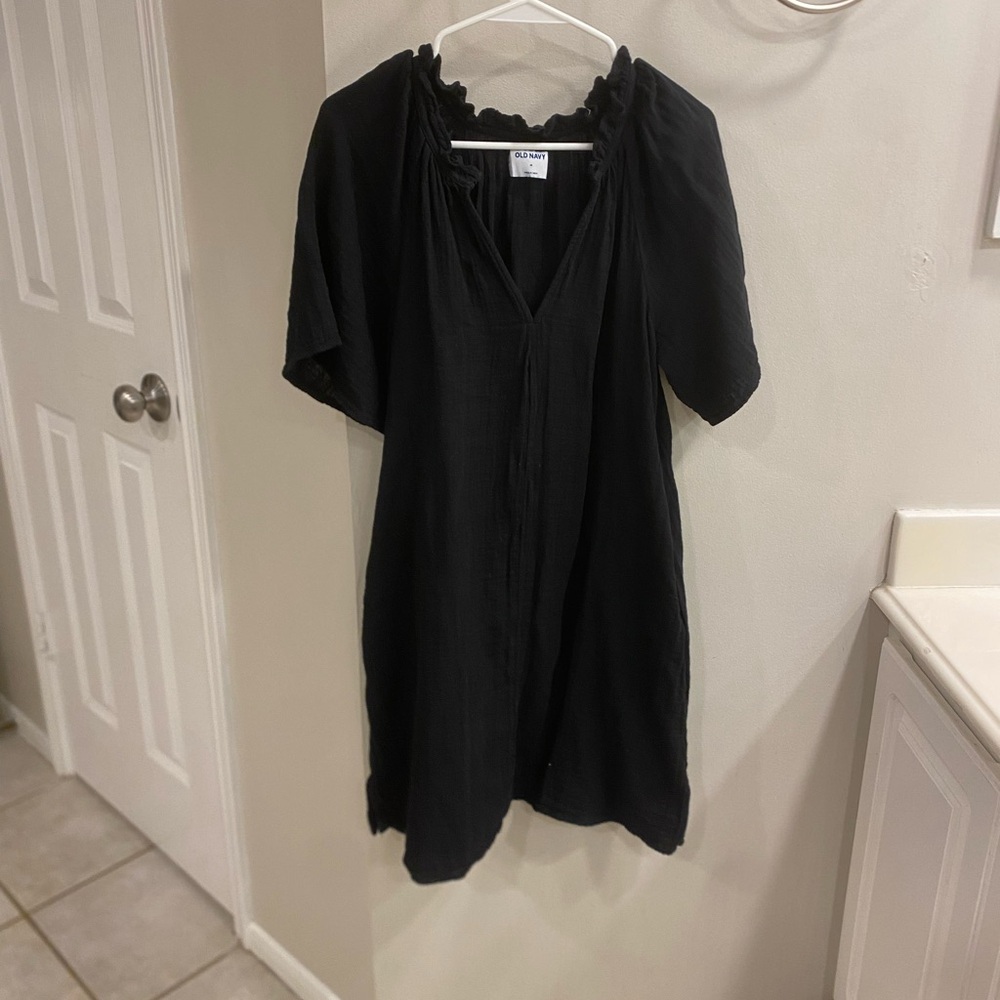 Old Navy Black Ruffled Dress